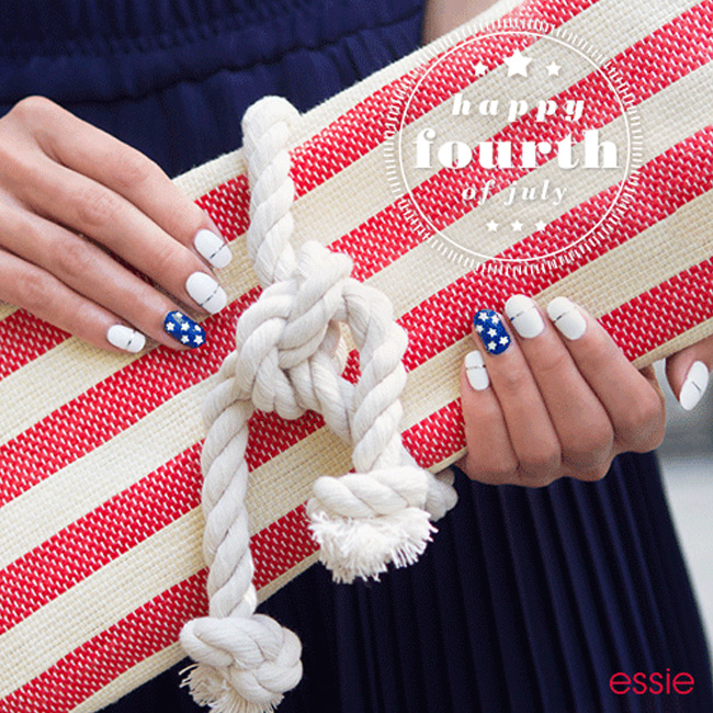 Beaming Red, White, and Blue! Our Favorite 4th of July Nail Designs!