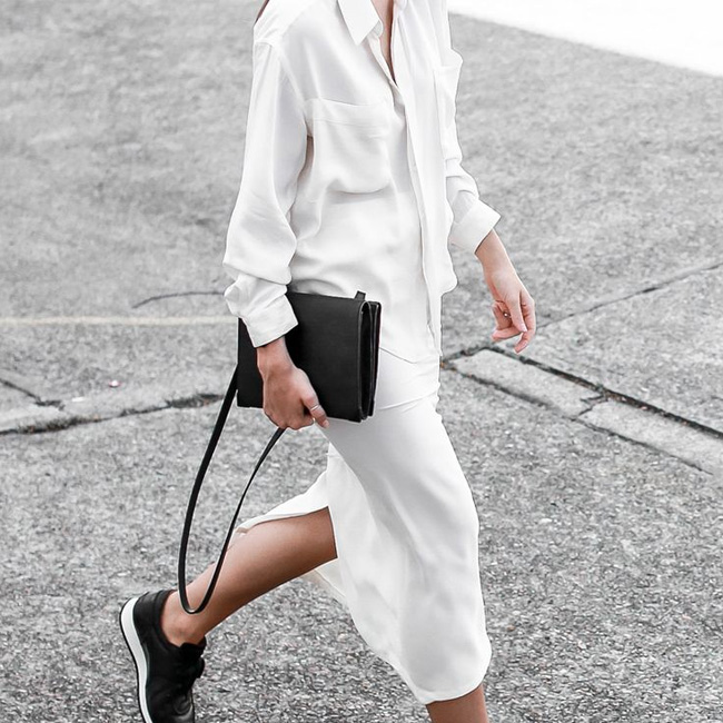 Trending Now: Black & White Looks Hitting the Streets!