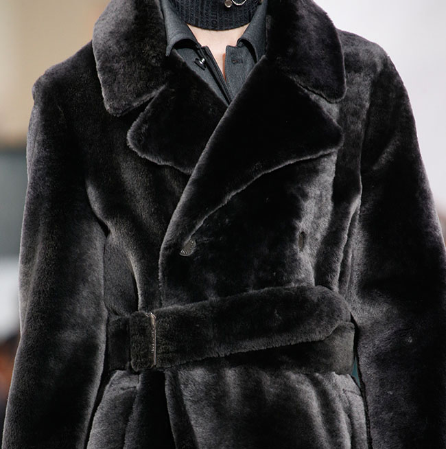 Louis Vuitton on X: Fur coats at the Men's #LVFW16 Show from @MrKimJones.  Watch the full show now on    / X