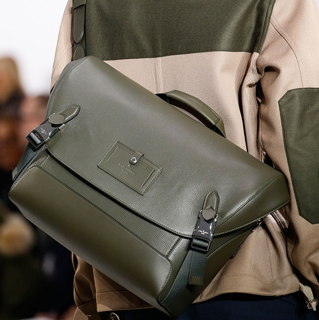 PFW: Louis Vuitton's FW16 Runway & Bags Report - BagAddicts Anonymous