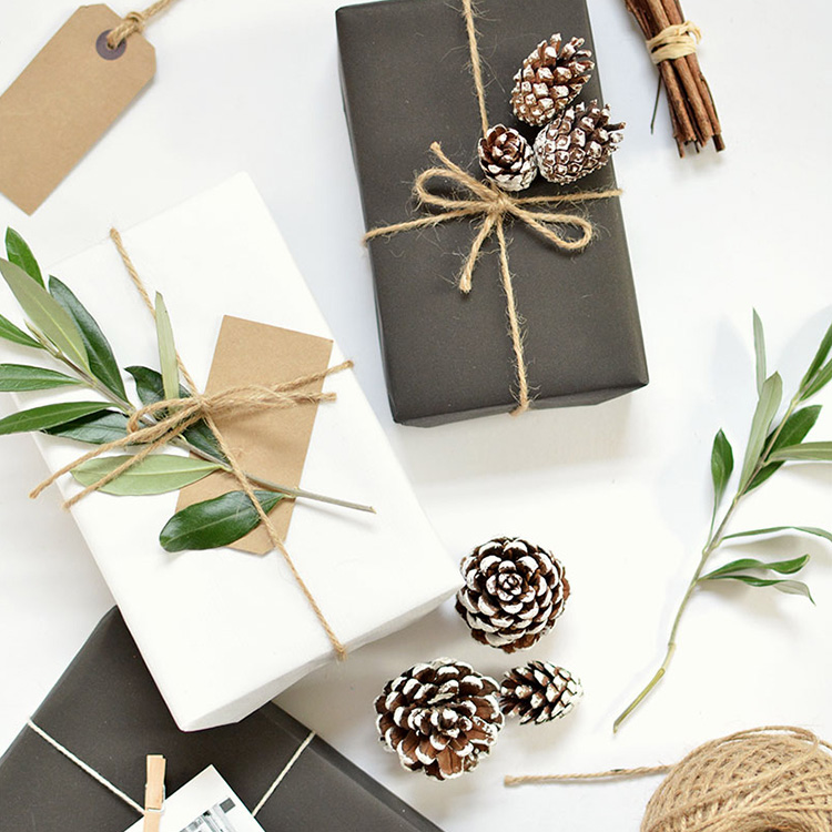 The Blonde & The Brunette’s Luxe Gift Guide