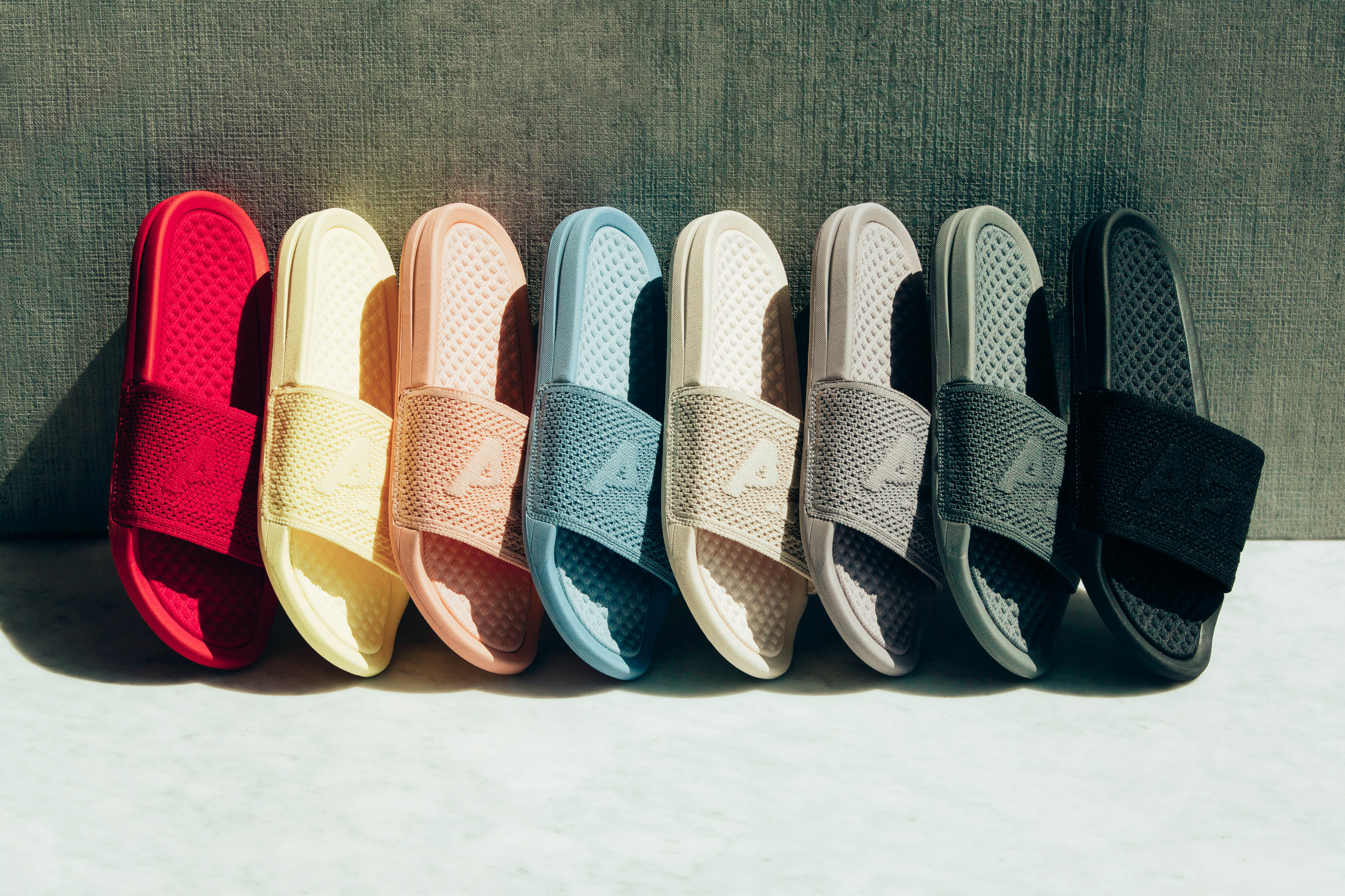 comfy slides womens